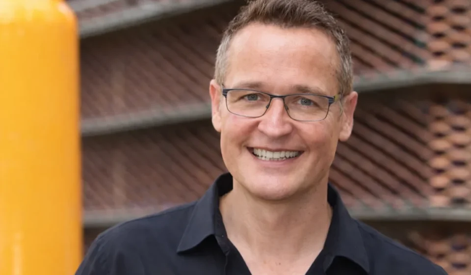 Mit Wem Ist Bernd Fuchs Verheiratet? Ein Blick Auf Das Privatleben Des  Bekannten Journalisten - Birlininsider.de